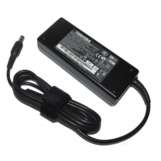 Chargeur Pc portable Toshiba 90W 19V 4.74A 5.5x2.5mm